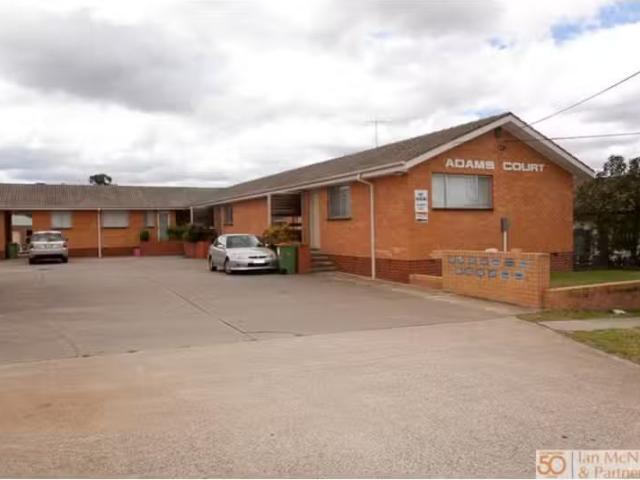 Nice 1 BR 6/15 Adams Street, Queanbeyan Apartment for rent Li.