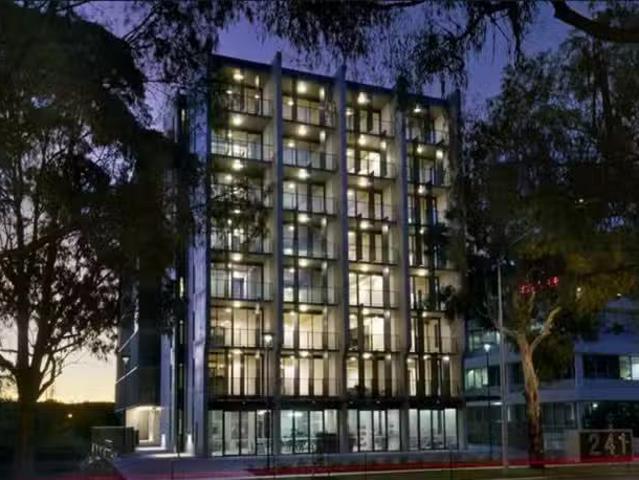 Cheap 1 BR 707/241 Northbourne Avenue, Lyneham, ACT 2602