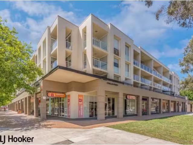 Just in! 1 BR 7/12 Challis Street, part SON House for rent Li.