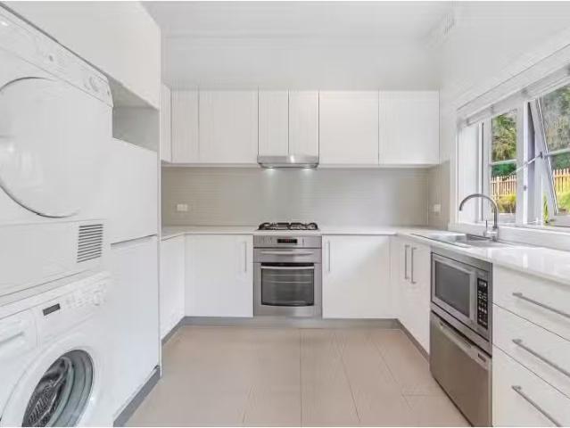 Rental! 1 BR 7/27 Lavender Street, Lavender Bay Apartment for.