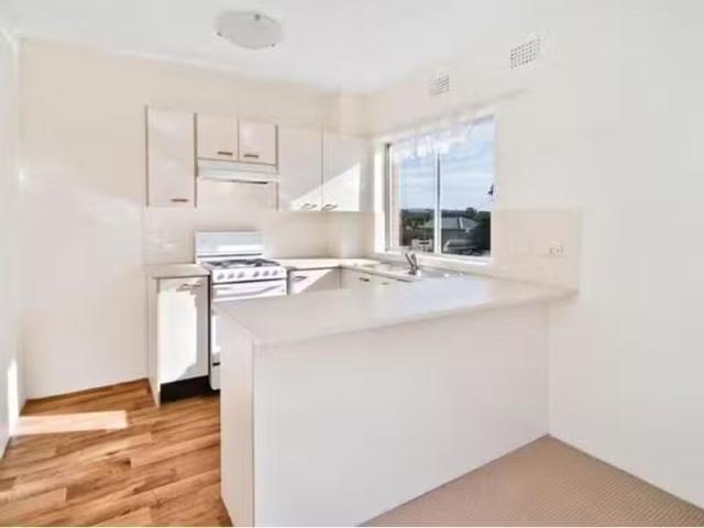Cozy 1 BR 8/127 Lagoon Street, Narrabeen Apartment for rent L.