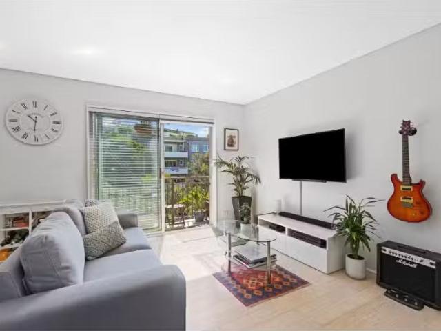 Just in! 1 BR 9/26 30 Waine Street, Freshwater Apartment for r.
