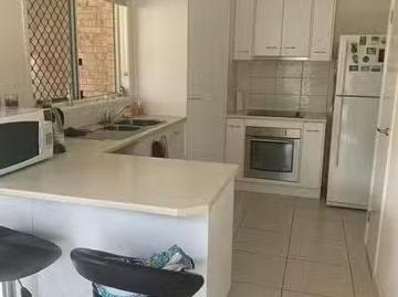 Deal! 1 Czarnecki Street, Camira, QLD 4300