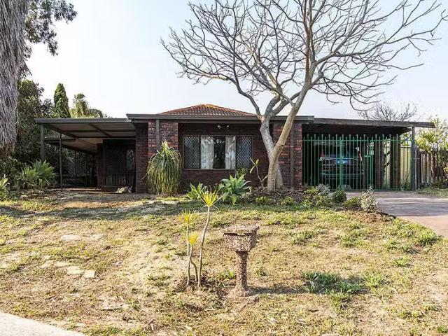 Deal! 1 Gillett Drive, Kardinya, WA 6163