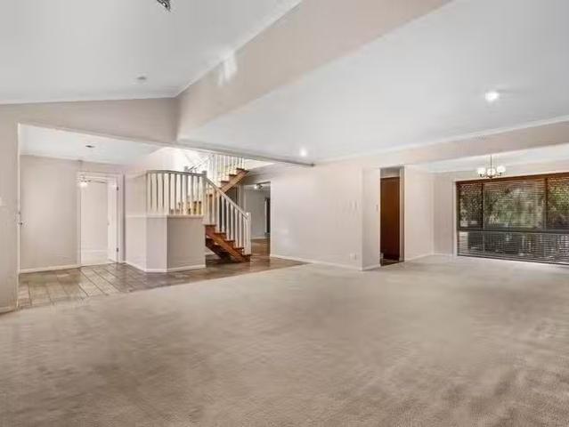 For Rent! 1 Langi Court, Shailer Park, QLD 4128