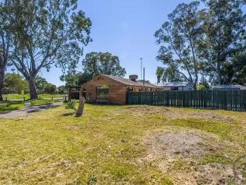 Cozy 1 Leschenaultia Place, Pinjarra, WA 6208