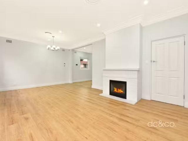 Deal! 1 Wilga Street, Concord West House for rent Listed by L.
