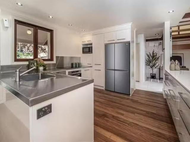 Deal! /1 3 Cleary Close, Gordonvale, QLD 4865