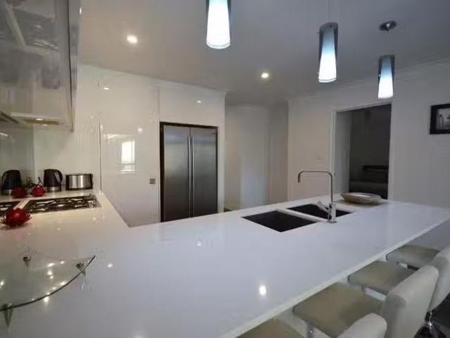 Unique 1E Sarah Street, Maylands, WA 6051