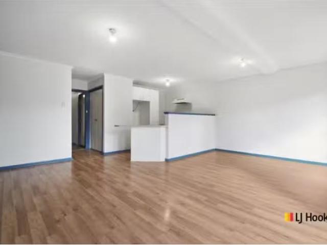 Nice 23 Burin Street, NGUNNAWAL Townhouse for rent Listed by.