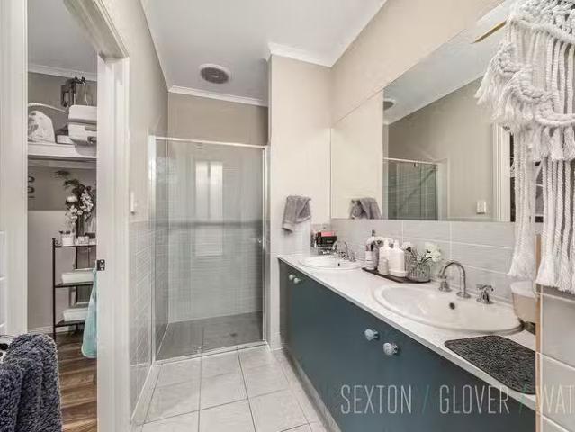 Cozy 23 Goodenia Grove, Mount Barker, SA 5251