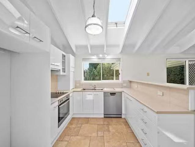 Unique 23 Nerang Street, Burradoo, NSW 2576