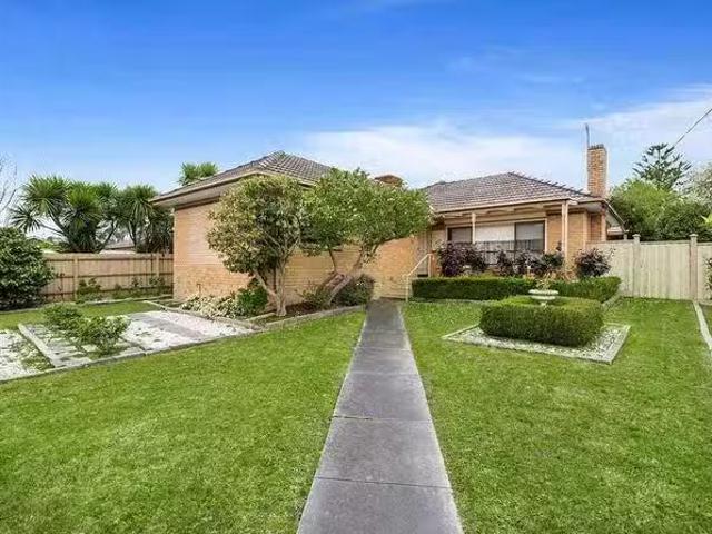 Rental! 23 Quentin Street, Forest Hill, VIC 3131