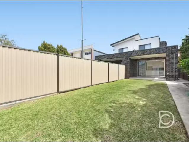 Cozy 23A Gale Street, Concord House for rent Listed by Lachla.