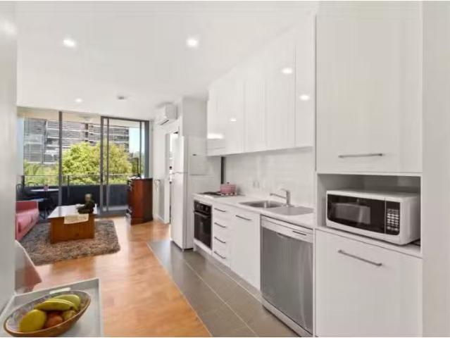 New 202/6 Charles Street, Charlestown Apartment for rent List.