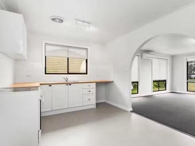 Rental! 203 Mainwaring Street, Beauty Point, TAS 7270