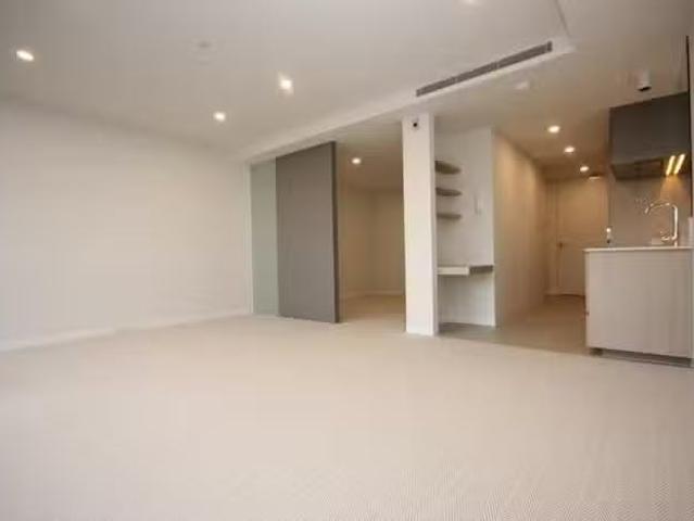 Cozy 204/64 Wests Road, Maribyrnong VIC 3032