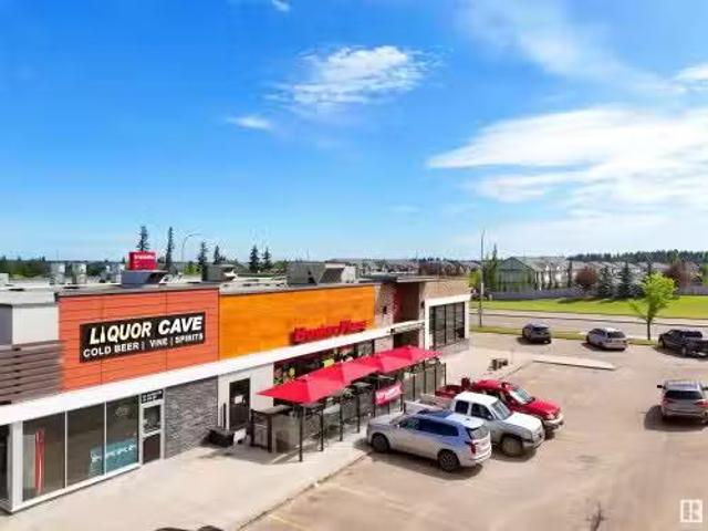 Cozy 205 Jennifer Heil Way, Spruce Grove, AB, T7X 0T3 commer.