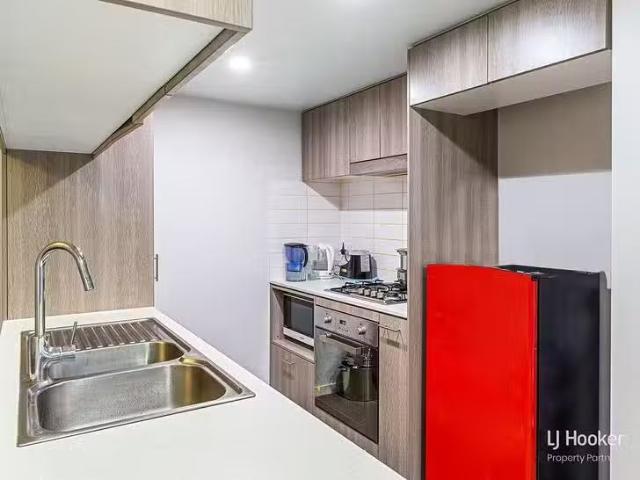 Unique 206/26 Macgroarty Street, Coopers Plains, QLD 4108