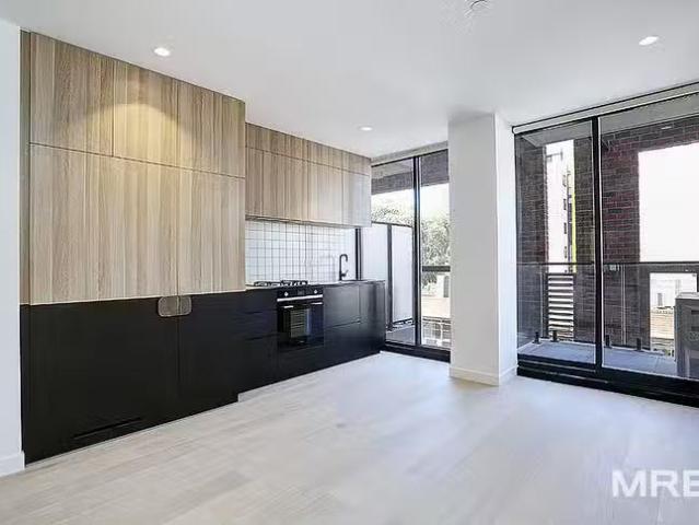 Charming 206/36 Wilson Street, South Yarra, VIC 3141