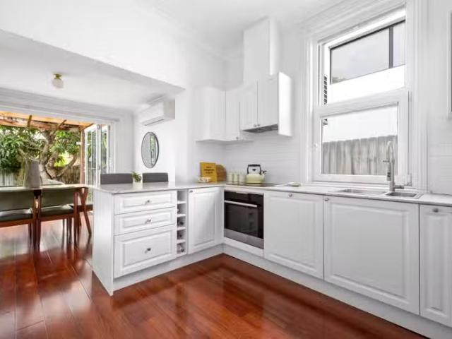 Cheap 207 Illawarra Road, Marrickville NSW 2204