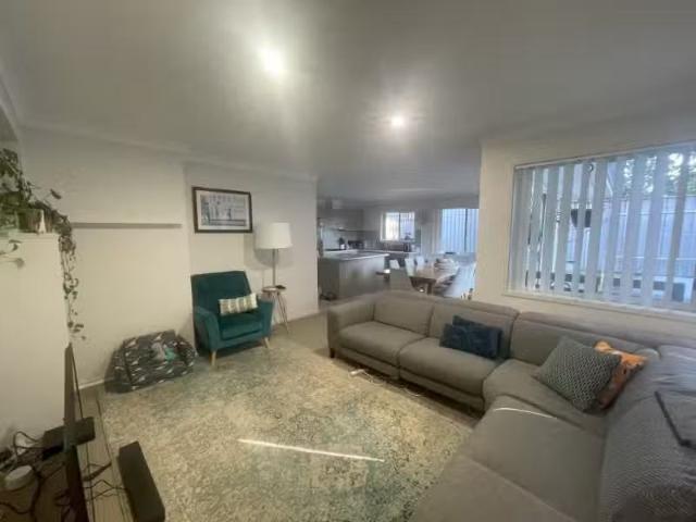 Rental! 20/80 Goodwins Road, Morisset House for rent Listed b.