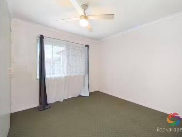 Charming 20 Waroo Place, Durack, QLD 4077