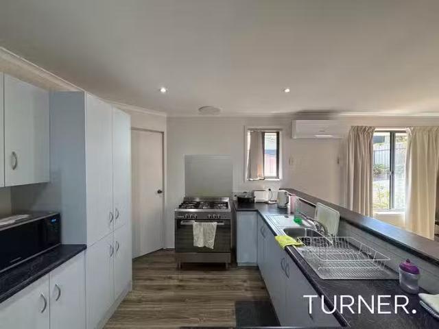 Cheap 20 Young Street, Trott Park, SA 5158