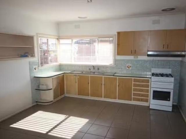 For Rent! 20 Binns Street, Altona North, VIC 3025