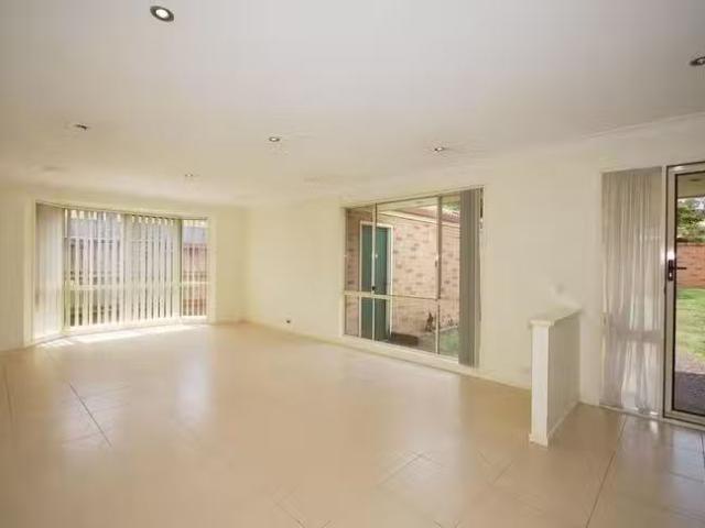 Cheap 20 Conroy Crescent, Kariong, NSW 2250