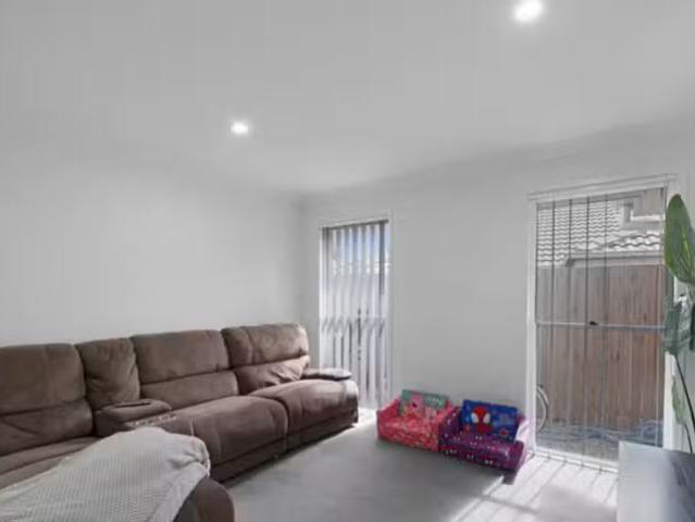 Charming 20 Coldstream Street, Pimpama, QLD 4209