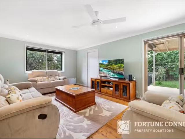 Unique 20 Kelly Close, Baulkham Hills House for rent Listed b.
