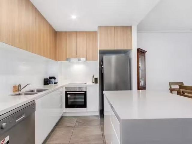 Cozy 20 Parnell Boulevard, Robina, QLD 4226