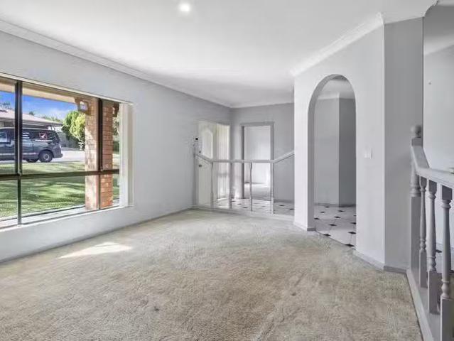 Nice 20 Santa Catalina Crescent, Seaford Rise, SA 5169