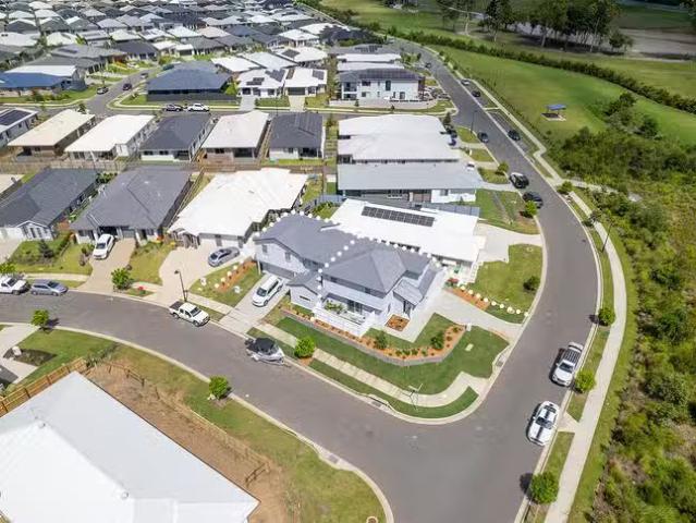 Rental! 20 Seaford Street, Pimpama, QLD 4209