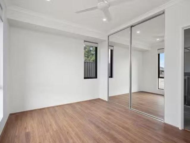 Nice 20A Farncomb Street, Byford, WA 6122