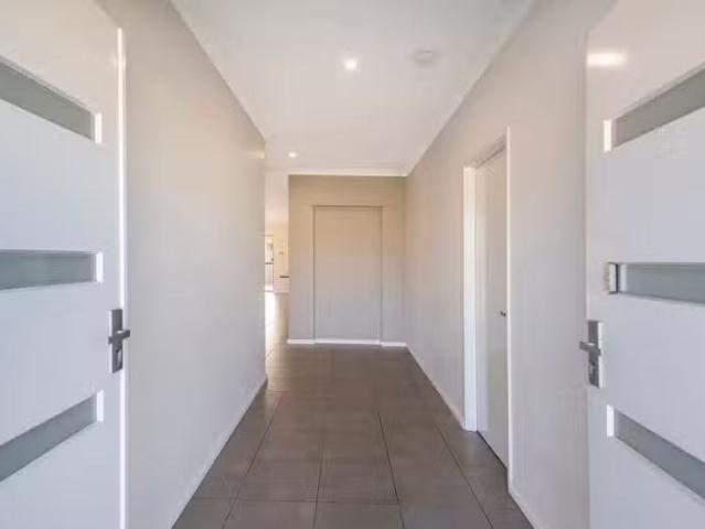 Cheap 20a James Street, Cannington WA 6107
