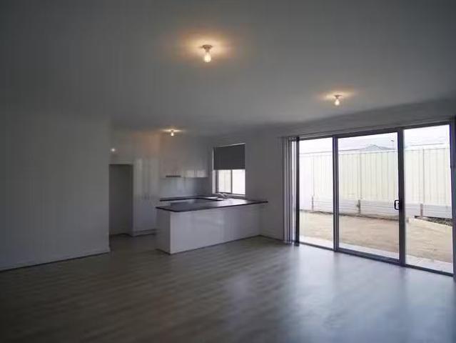 Unique 2/1045 North East Road, Ridgehaven, SA 5097