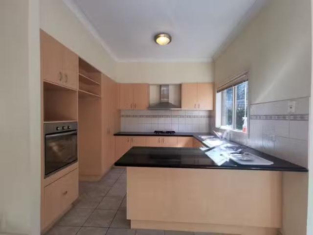 Cheap 2/106 Severn Street, Box Hill North VIC 3129