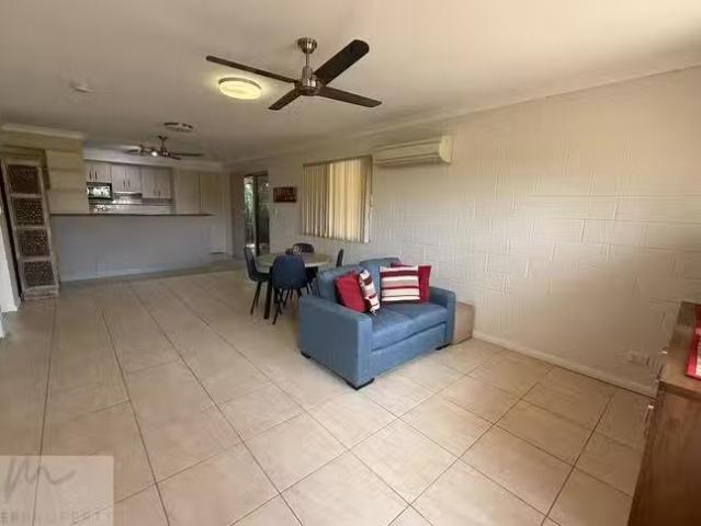 Just in! 2/100 Miles Street, Menzies, QLD 4825