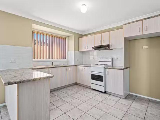 For Rent! 2/100 Glider Avenue, Blackbutt, NSW 2529
