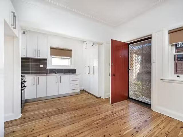 Nice 2/128A The Boulevarde, Dulwich Hill, NSW 2203
