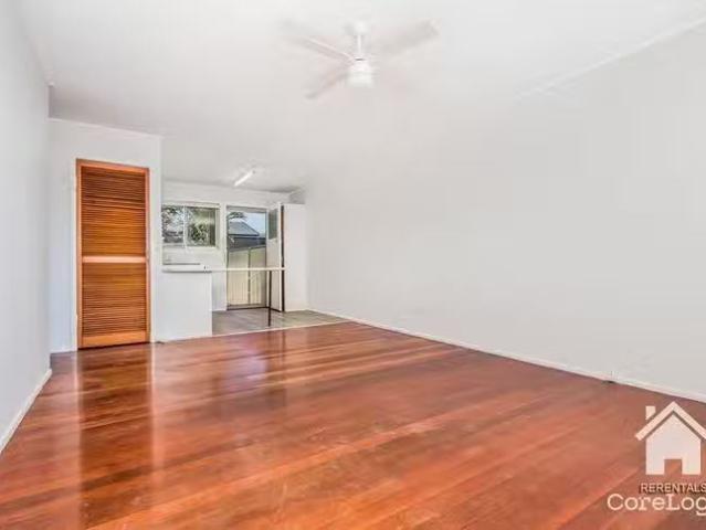 Charming 2/14 Arkindale Street, Nathan, QLD 4111