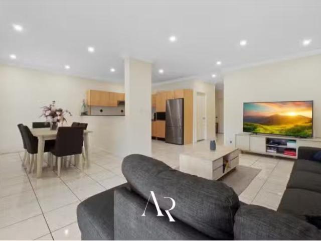 Unique 2/19 21 Jellicoe St, Condell Park Townhouse for rent L.