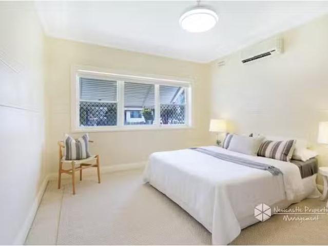 Nice 21 Warner Street, Warners Bay House for rent Listed by N.