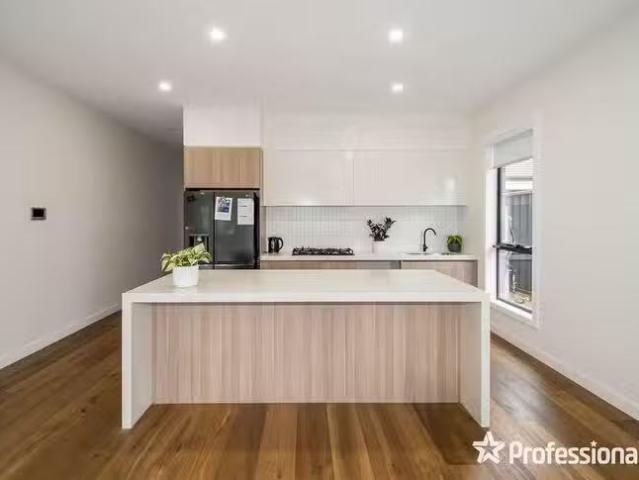 New 21 Armin Street, Scoresby, VIC 3179