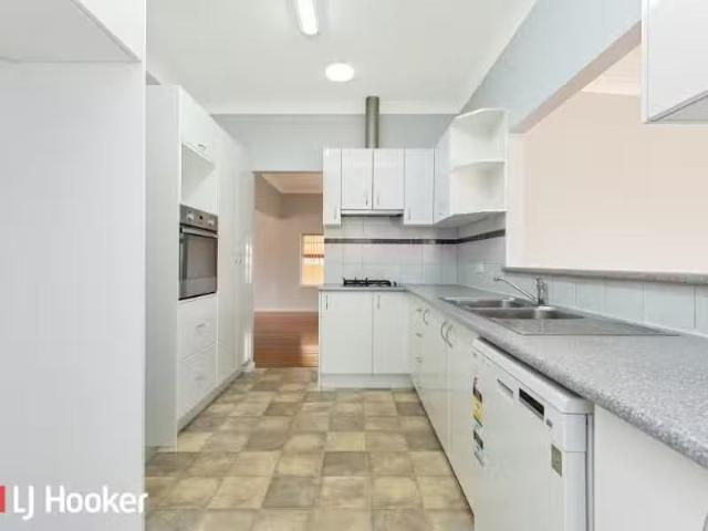 New 21 Bell Street, SOUTH TAMWORTH House for rent Listed by O.