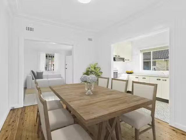 Deal! 21 Neville Avenue, Russell Vale, NSW 2517