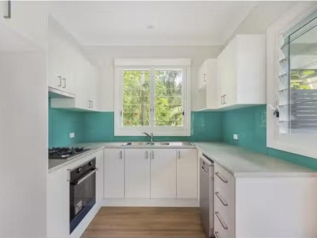 Just in! 21A Irrubel Road, Newport Townhouse for rent Listed.