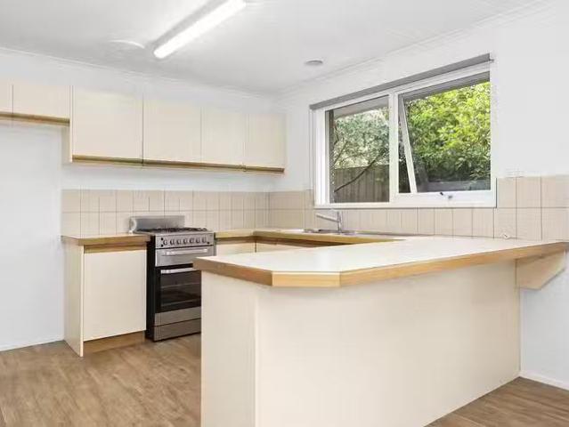Unique 2/1A Lee Street, Frankston, VIC 3199